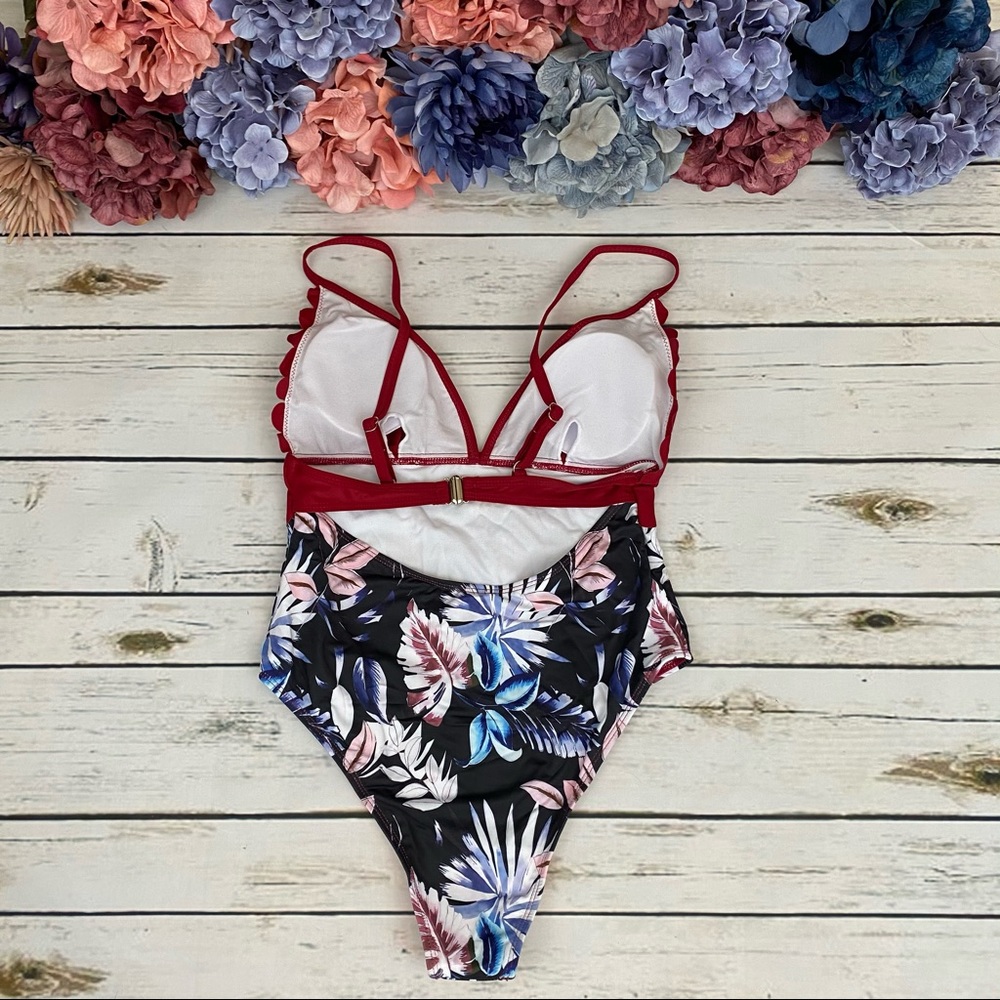 Sexy Ruffled Low Cut Red Tropical Push Up Swimsuit - Picture 10 of 16